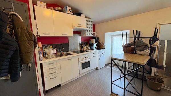 Appartement T2, 2ème étage