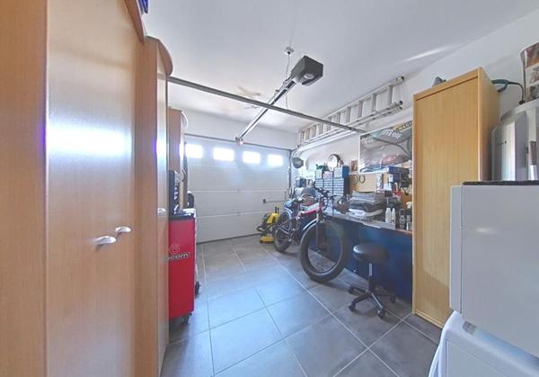 Maison Salleles D Aude 3 pièce(s) 84 m2 - jardin - garage