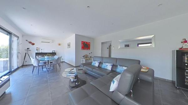 Maison Salleles D Aude 3 pièce(s) 84 m2 - jardin - garage
