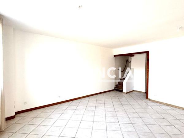 Location Appartement 4 pièces 118.07 m² - Rives 38140
