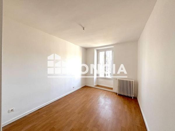 Location Appartement 4 pièces 118.07 m² - Rives 38140