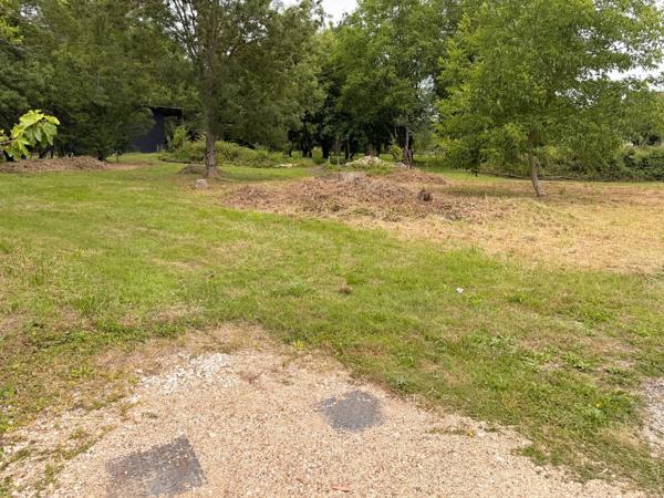 Terrain à vendre  LAMARCHE SUR SAONE (21)