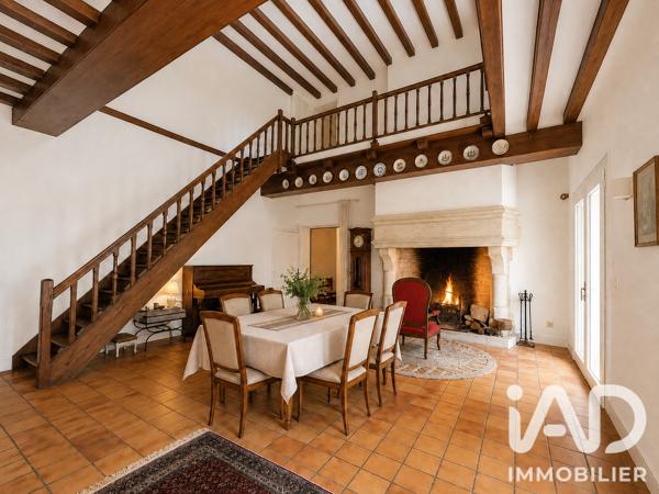 Maison à vendre 10 pièces 316 m² Civray