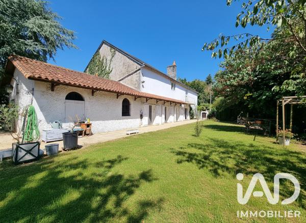 Maison à vendre 10 pièces 316 m² Civray