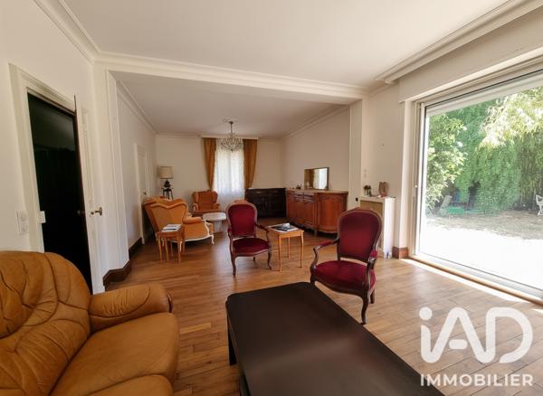 Maison à vendre 10 pièces 316 m² Civray