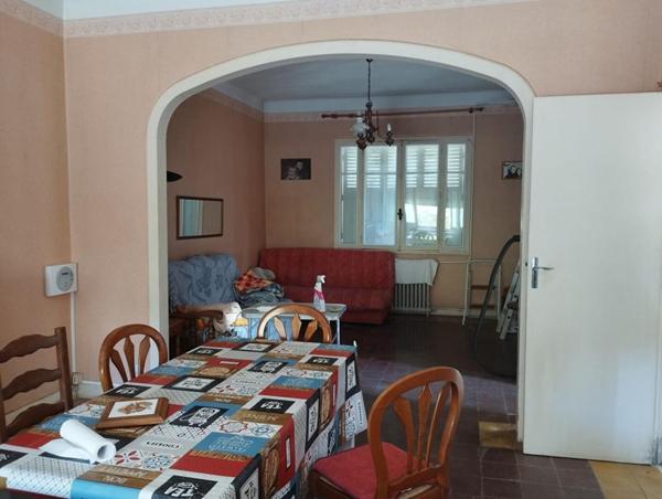MAISON DE STYLE ART DECO