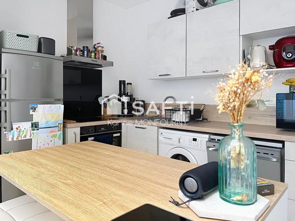 Maison avec courette état impécable