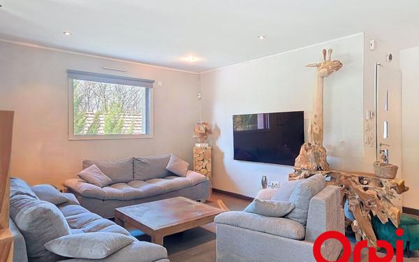 Maison à vendre    4 pièces • 175 m2 Viry