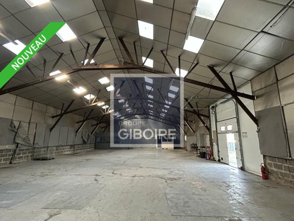 Local d'activites 630 m² à louer CHTEAUBOURG (réf : 35.7139)