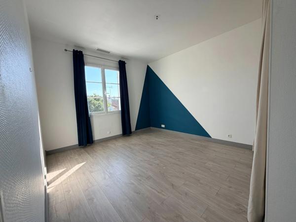 Maison Art Déco (DPE C) avec piscine chauffée dans quartier prisé de MONT DE MARSAN (40)
