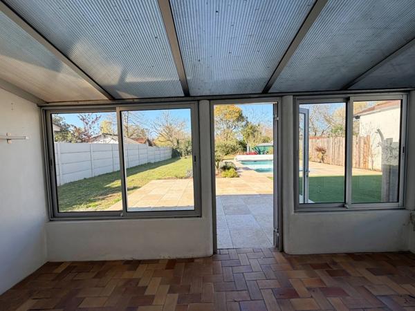 Maison Art Déco (DPE C) avec piscine chauffée dans quartier prisé de MONT DE MARSAN (40)