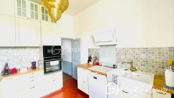 Maison ancienne de 274 m²