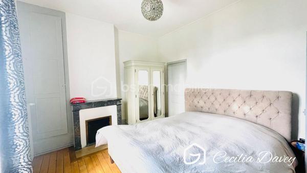 Maison ancienne de 274 m²