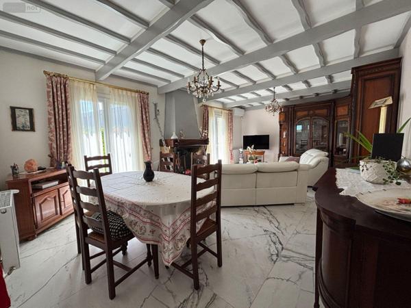 Maison individuelle à vendre à Parempuyre en Gironde (33290), ref : 032/1698   
Proche centre