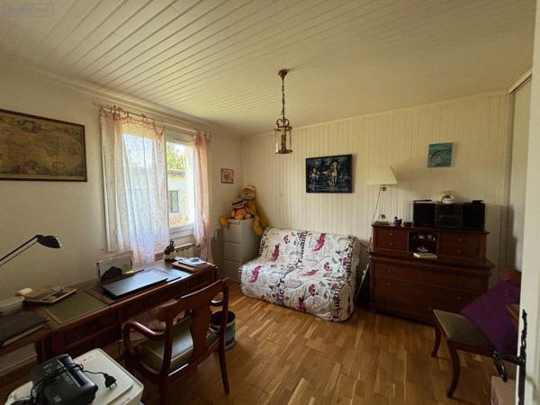 Maison individuelle à vendre à Parempuyre en Gironde (33290), ref : 032/1698   
Proche centre