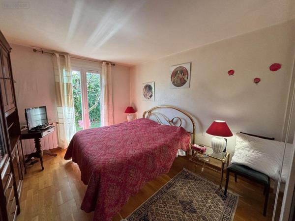 Maison individuelle à vendre à Parempuyre en Gironde (33290), ref : 032/1698   
Proche centre