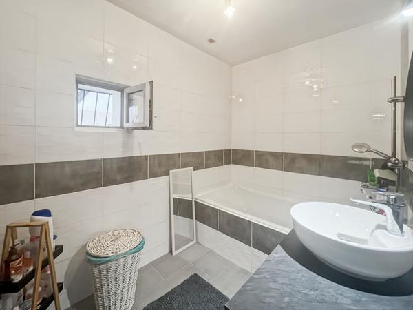 À vendre ? Maison familiale 4 chambres, secteur recherché