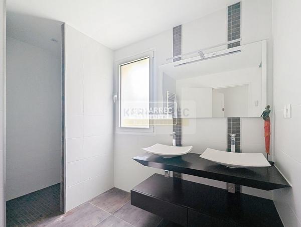 Maison 8 pièces – 241 m² environ à Montgermont (ref : 40614)