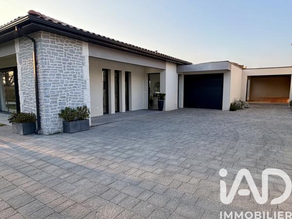 Maison à vendre 5 pièces 187 m² Montélimar