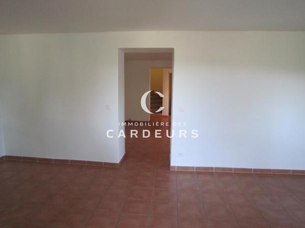 Maison
                                                                                                                                                                                                                                                                                                                        4 pièce(s)                                                                                                                                                                                                          3 chambre(s)                                                                                                                                                                                                          125.95  m²