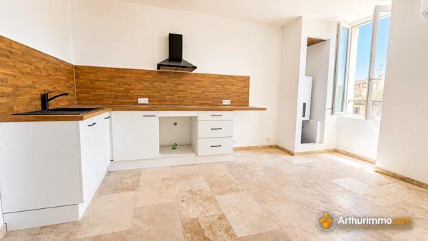 Vente                                                      Appartement
                        
                     2 pièces                      36 m2                     à Pourrières