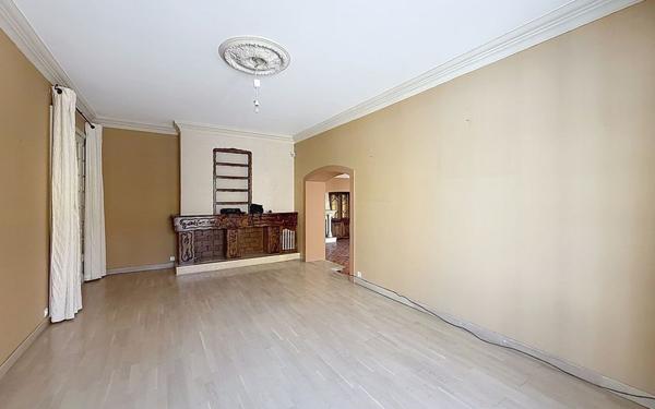 Maison à vendre    7 pièces • 225 m2 Lunel