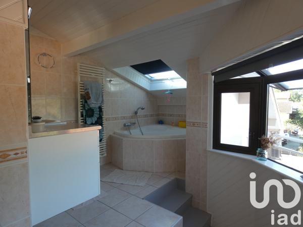 Maison à vendre 9 pièces 197 m² Saint-Paul-lès-Dax