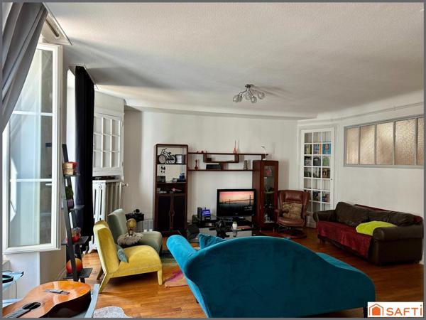 Appartement centre ville 1er étage avec ascenseur