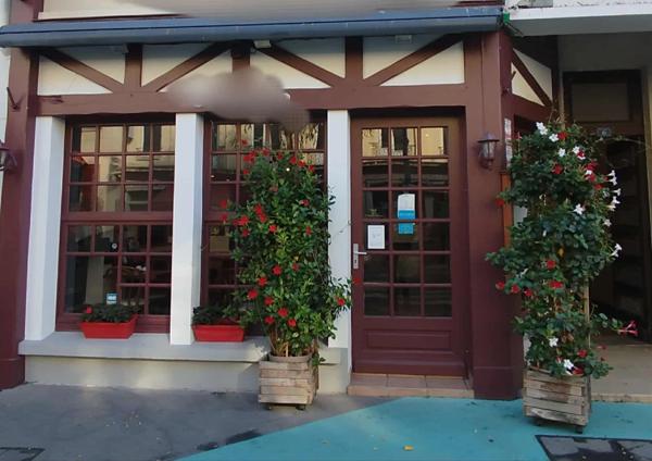 Fonds de commerce – Crêperie Restaurant en plein cœur de Saint Nazaire – Emplacement n°1