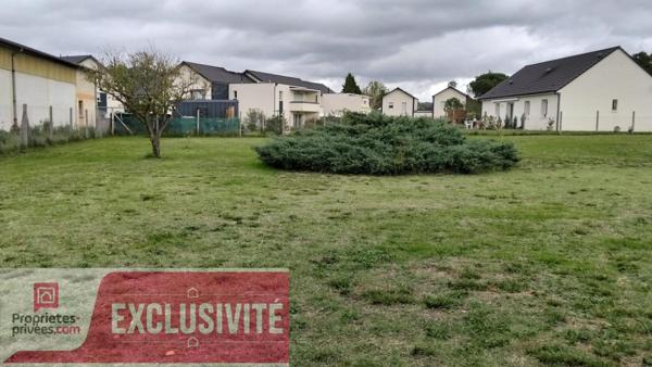 TERRAIN DE 1 021 m² À MALEMORT (19360)