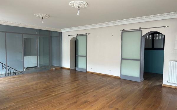 Maison à vendre    8 pièces •  Fresnes