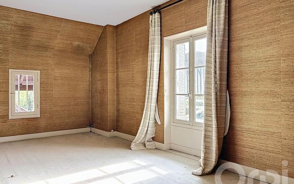 Maison à vendre    6 pièces •  La Varenne - Saint-Maur-des-Fossés