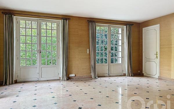 Maison à vendre    6 pièces •  La Varenne - Saint-Maur-des-Fossés