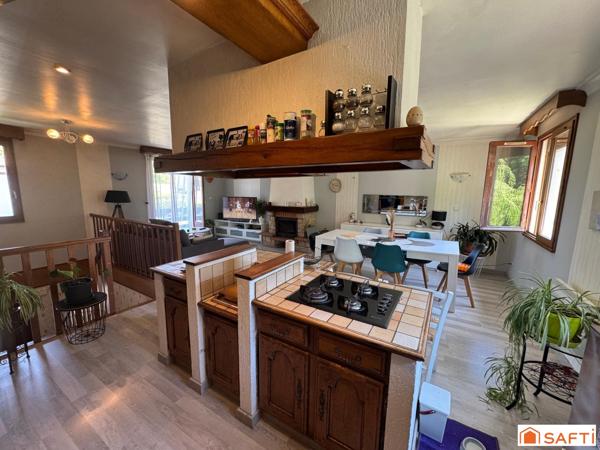 Varennes-en-Argonne – Maison 6 pièces, 2 garages