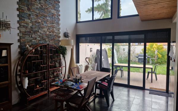 Maison à vendre    4 pièces • 111 m2 Saint-Maur-des-Fossés