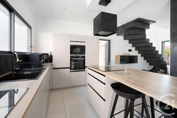 Maison à vendre  5 pièces - 137,46 m2 LUNEL - 34