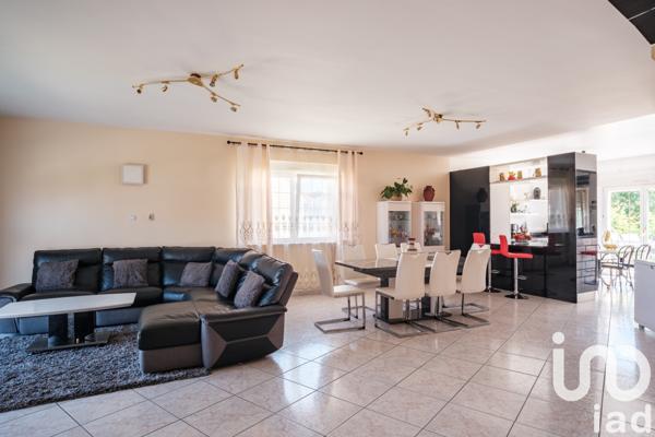 Maison à vendre 9 pièces 246 m² Talange