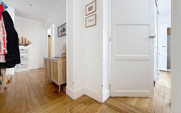 Appartement à vendre    3 pièces • 66,07 m2 Paris 13