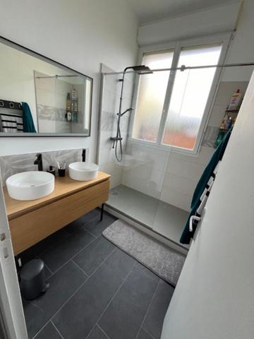 Appartement Saint Contest 4 pièce(s) 79 m2