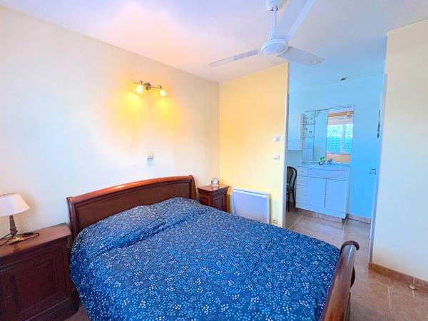 MAISON CONTEMPORAINE 4 PIECES AVEC SPA ET DEPENDANCES