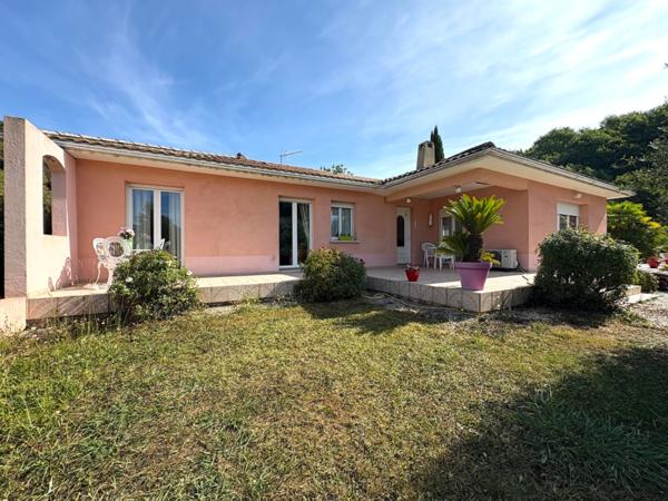 MAISON CONTEMPORAINE 4 PIECES AVEC SPA ET DEPENDANCES