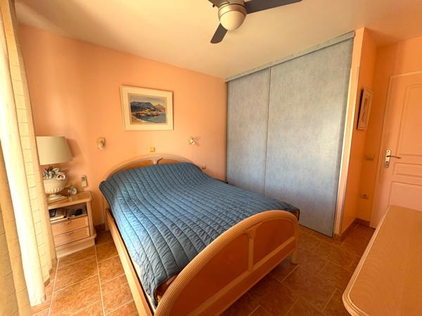 MAISON CONTEMPORAINE 4 PIECES AVEC SPA ET DEPENDANCES