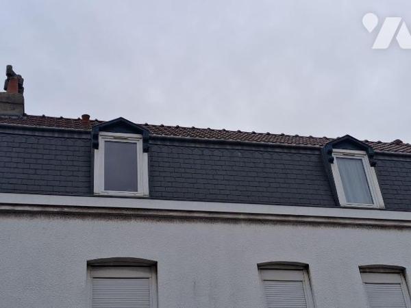 A VENDRE 
A seulement 5 minutes de la plage, découvrez cet immeuble en excellent état parfaite...