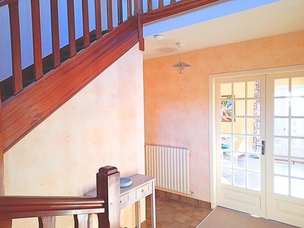 Maison rénovée 130 m² + 46 m² de dépendances, 4 chambres, Jardin, Garage & atelier