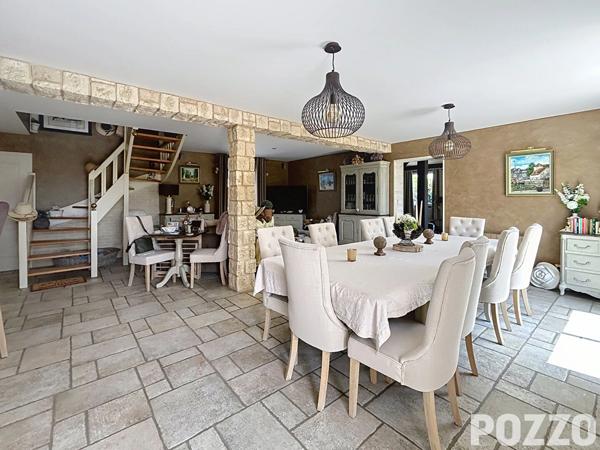Le charme de la campagne, les prestations du haut de gamme, A Vendre Très Belle Maison Honfleur (14) HONFLEUR