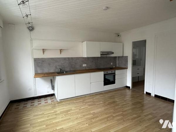 LAMBERSART - T2 50 M²