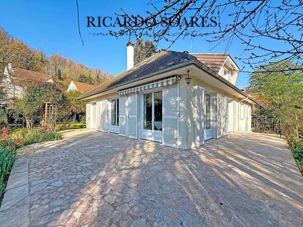 60700 PONT-SAINTE-MAXENCE / MAISON FAMILIALE 220 m² au sol / 6 CHAMBRES / VIVABLE DE PLAIN-PIED / TERRAIN 1401 m²