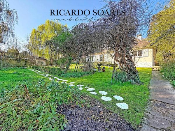 60700 PONT-SAINTE-MAXENCE / MAISON FAMILIALE 220 m² au sol / 6 CHAMBRES / VIVABLE DE PLAIN-PIED / TERRAIN 1401 m²