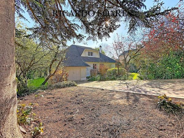 60700 PONT-SAINTE-MAXENCE / MAISON FAMILIALE 220 m² au sol / 6 CHAMBRES / VIVABLE DE PLAIN-PIED / TERRAIN 1401 m²