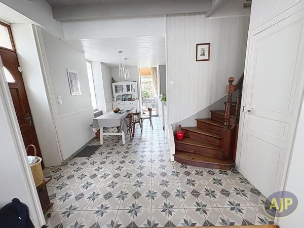 Vente maison Batz Sur Mer : 551 200 € - AJP Immobilier Le Pouliguen